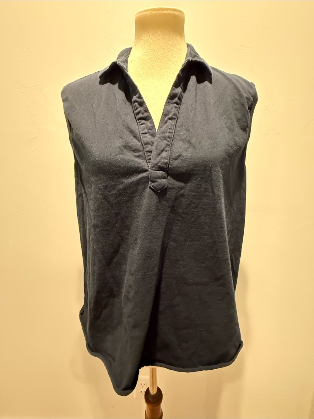 Frank & Eileen Olivia Popover Henley Tank - Royal Navy Blue - Picture 4 of 6